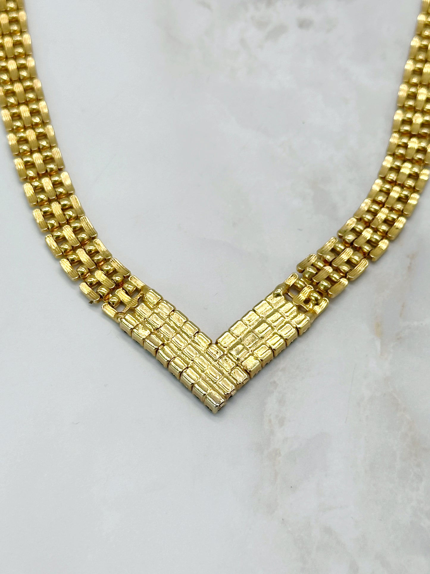 Vintage Halskette V vergoldet mit Strass