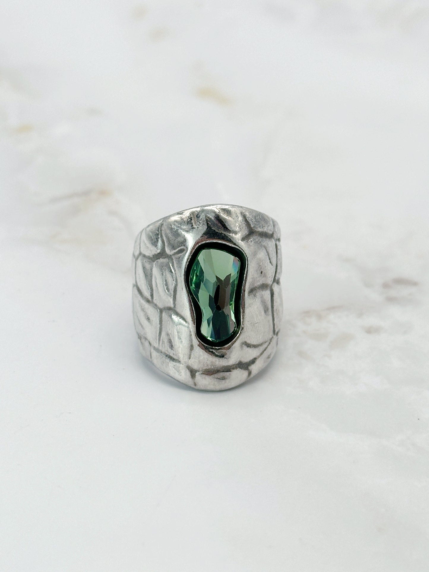 Ausgefallener Statement Ring