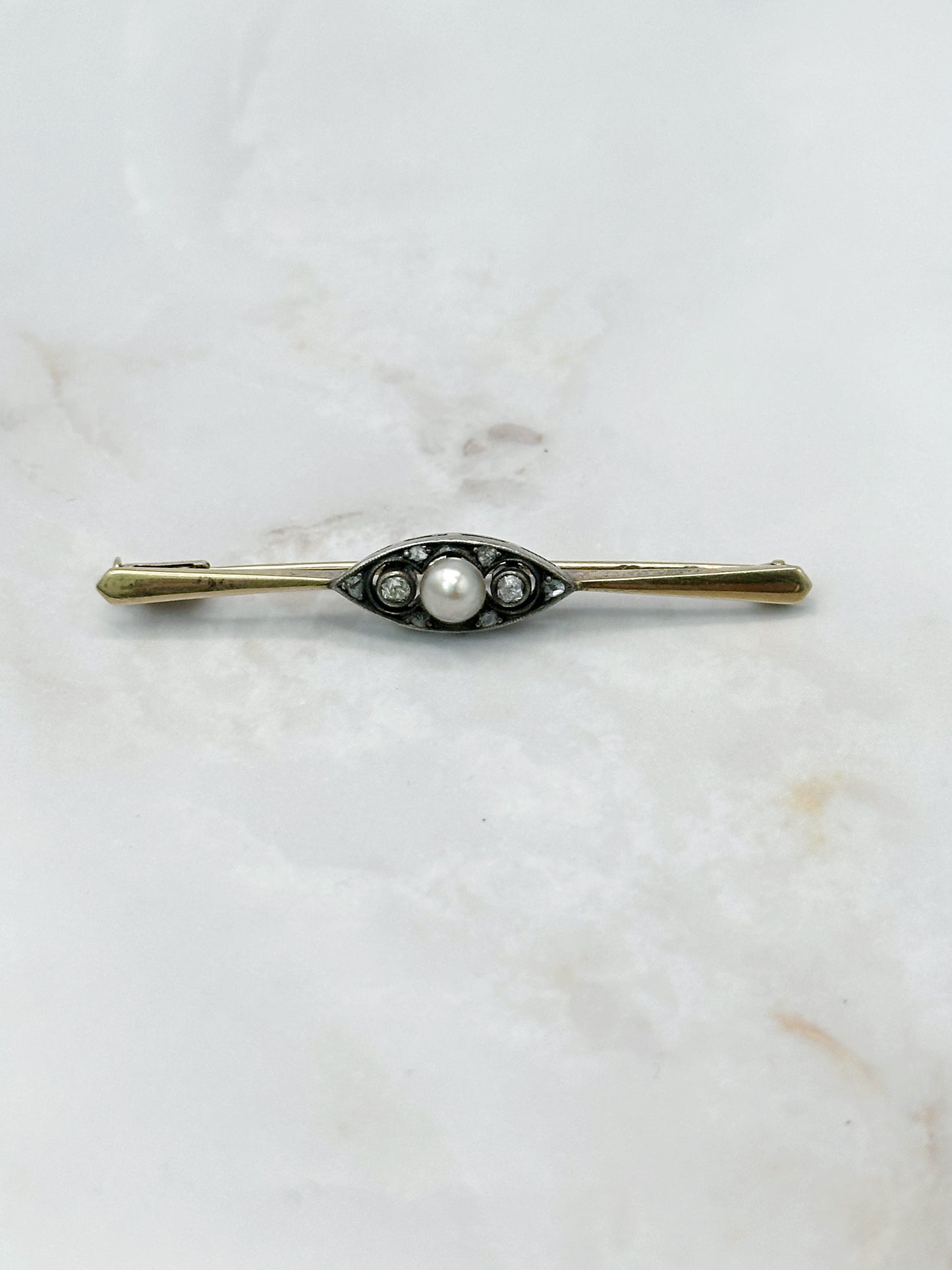 Stabbrosche mit Perle & Diamant