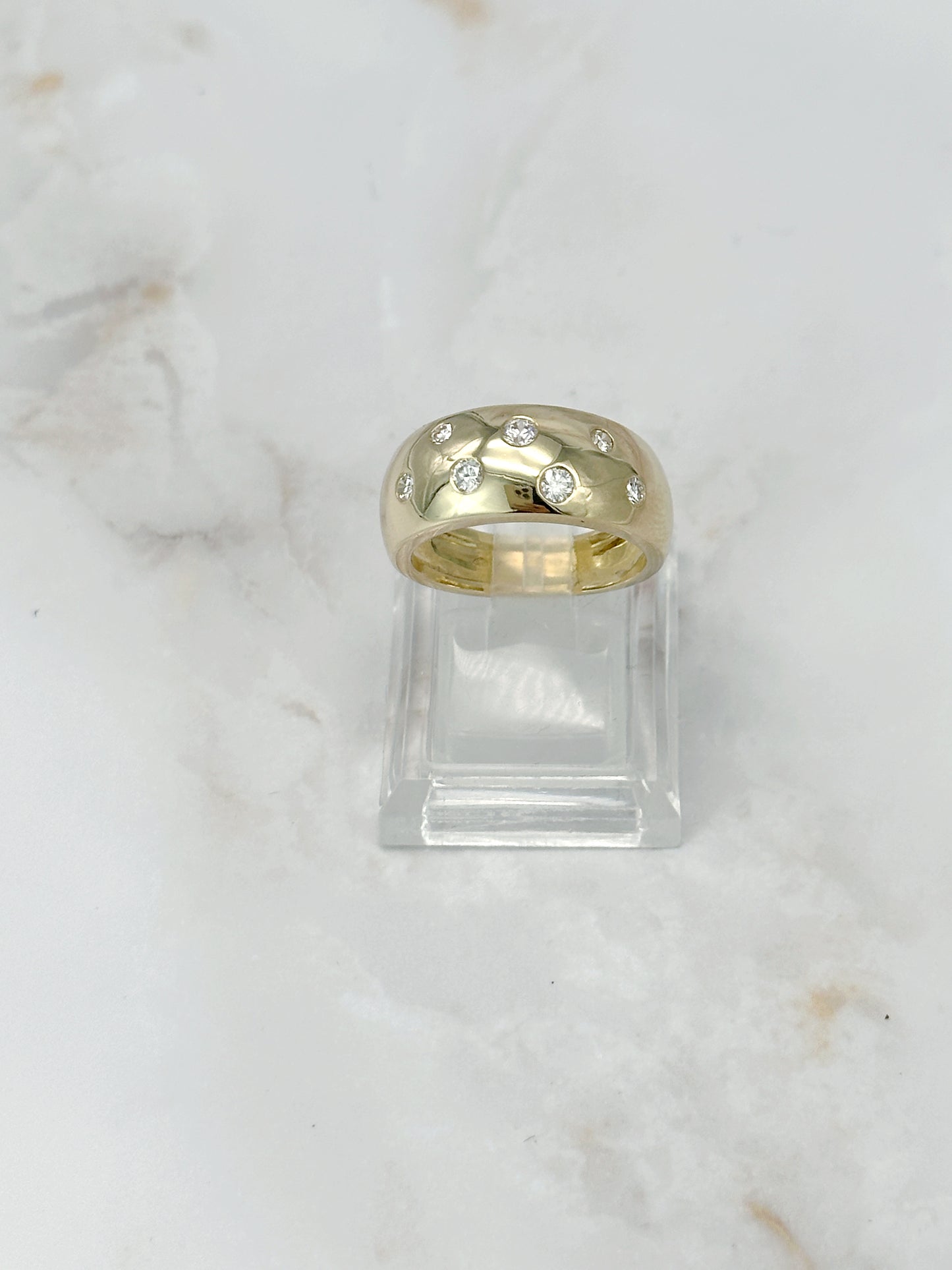 Massiver Vintage RIng mit Diamanten