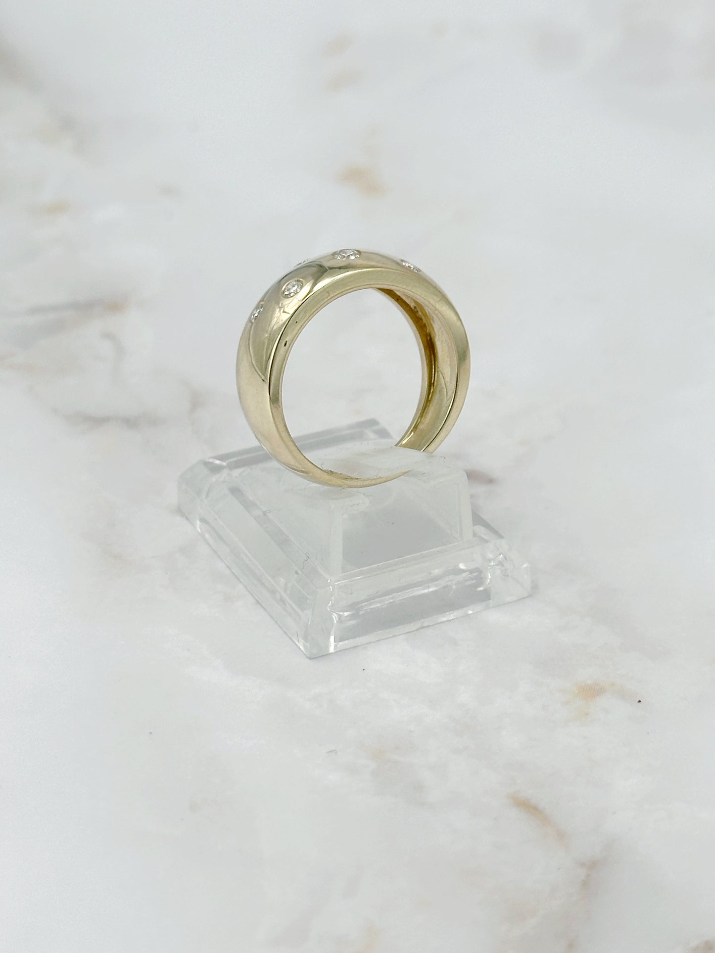 Massiver Vintage RIng mit Diamanten