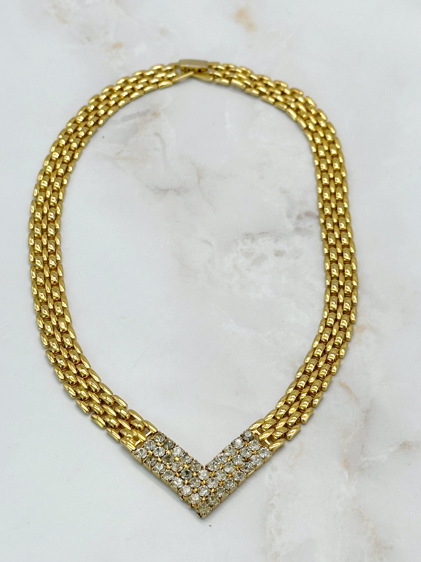 Vintage Halskette V vergoldet mit Strass