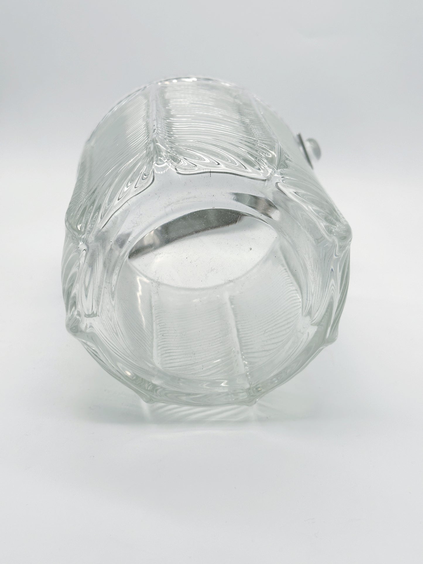 Elegantes Eiswürfel-Gefäß