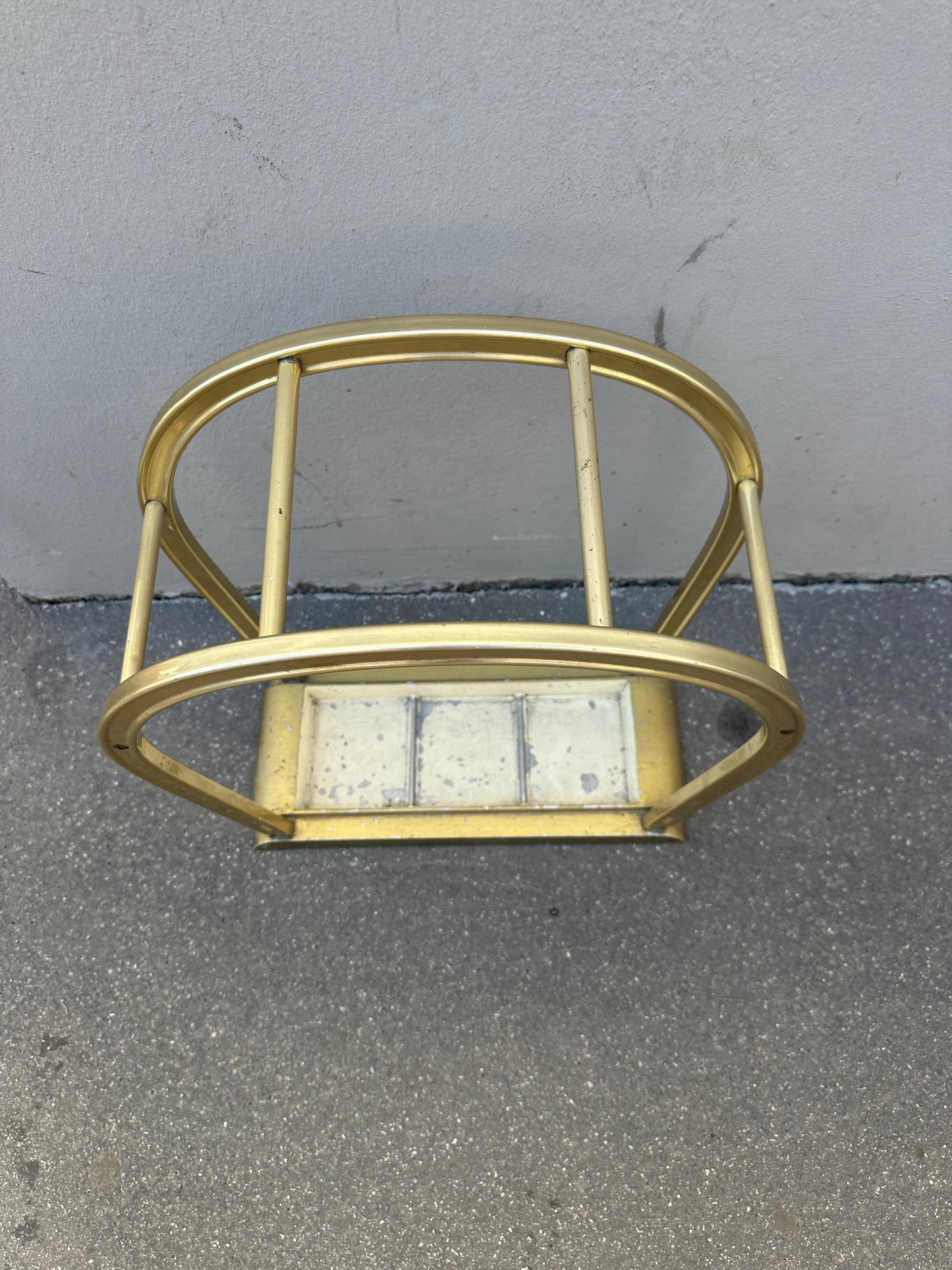 Stilvoller Midcentury Schirmständer