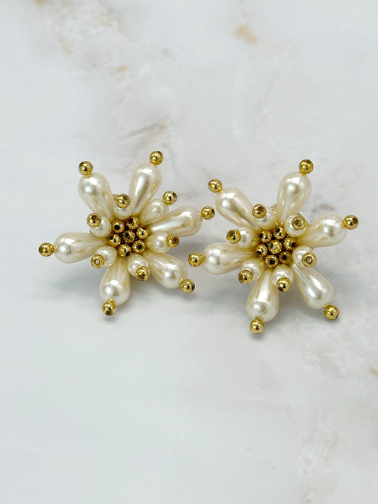 Große Vintage Blumen Ohrclips Kunstperlen Statement