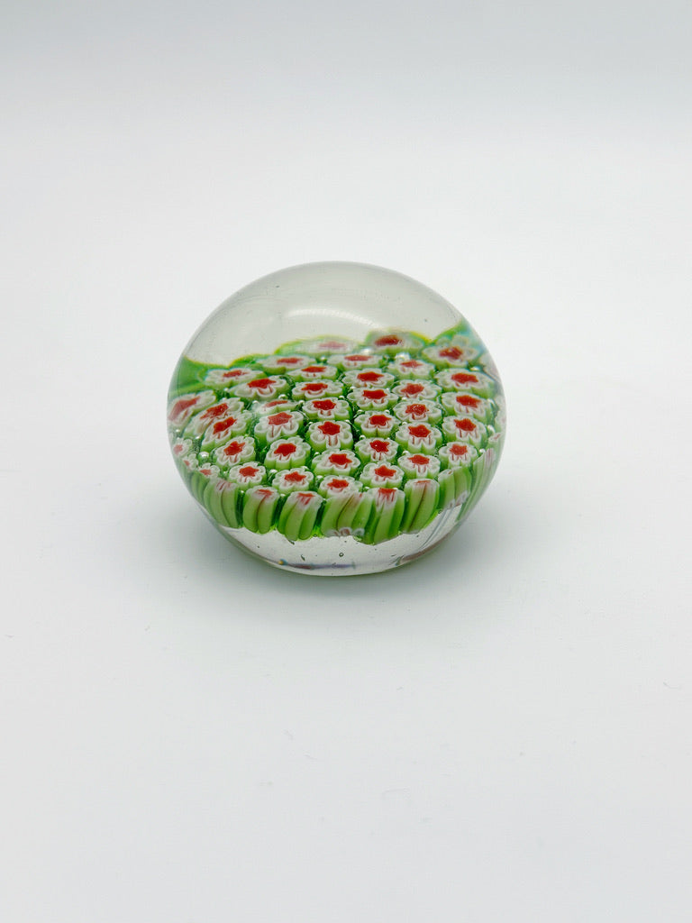 Paperweight mit Blumenmuster um 1930