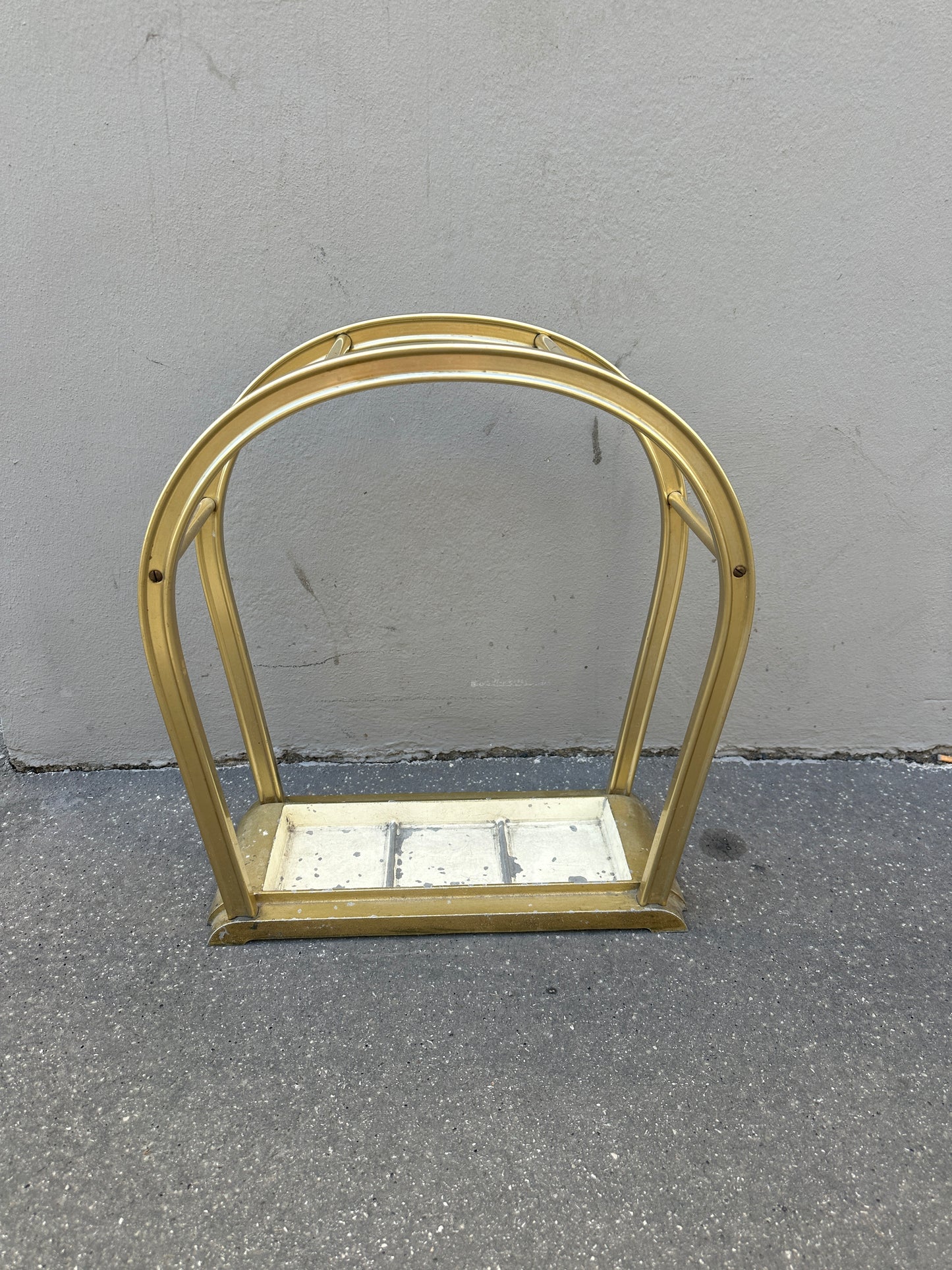 Stilvoller Midcentury Schirmständer
