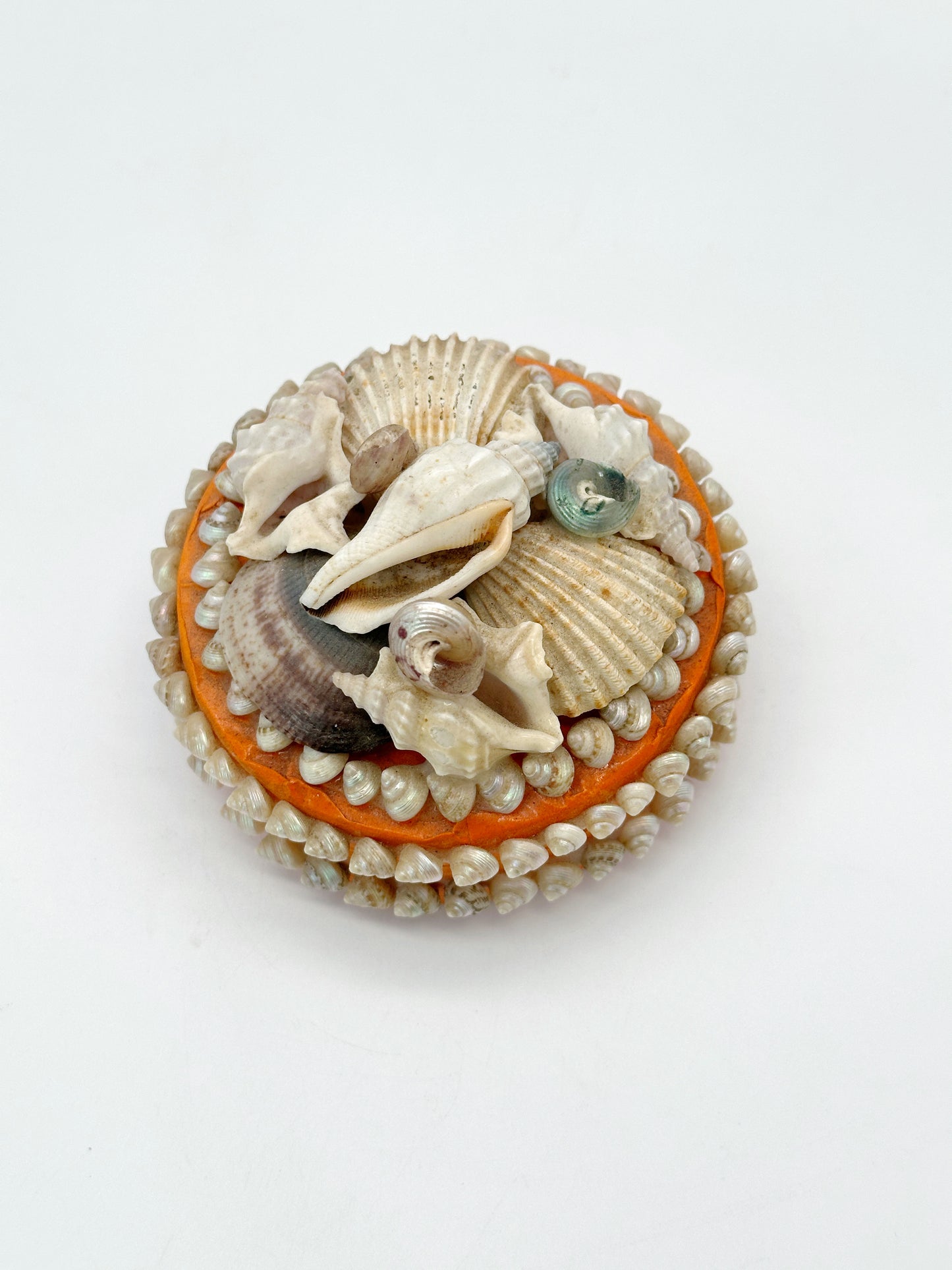 Vintage Deckeldose mit Muscheln Frankreich