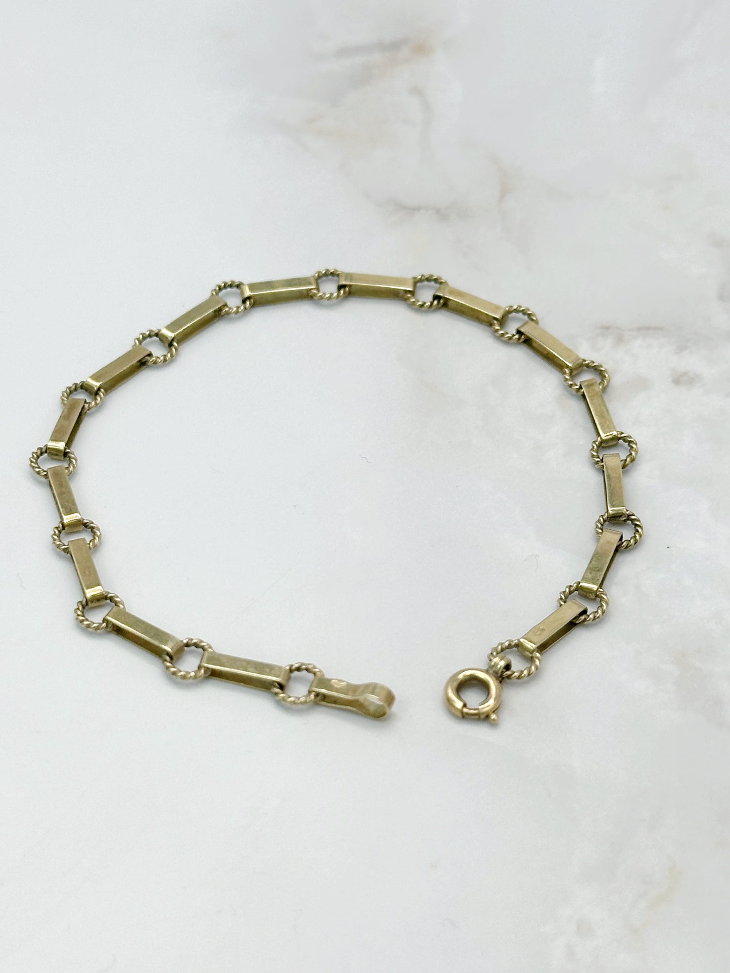 Feines Vintage Goldarmband