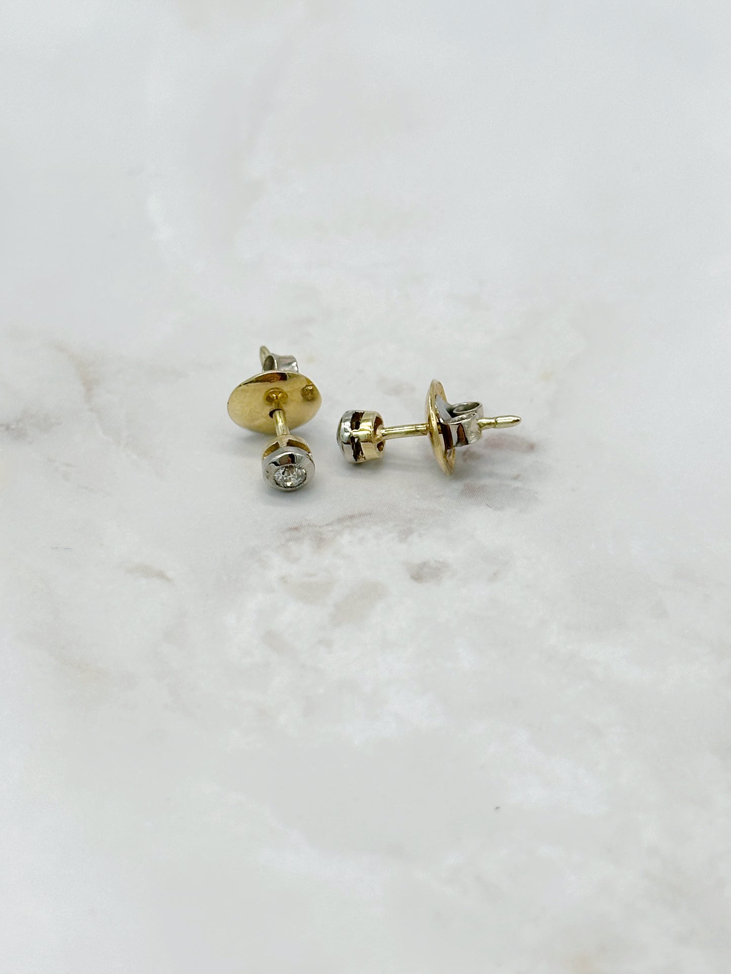 Klassische Diamant Ohrstecker 750 Gelbgold