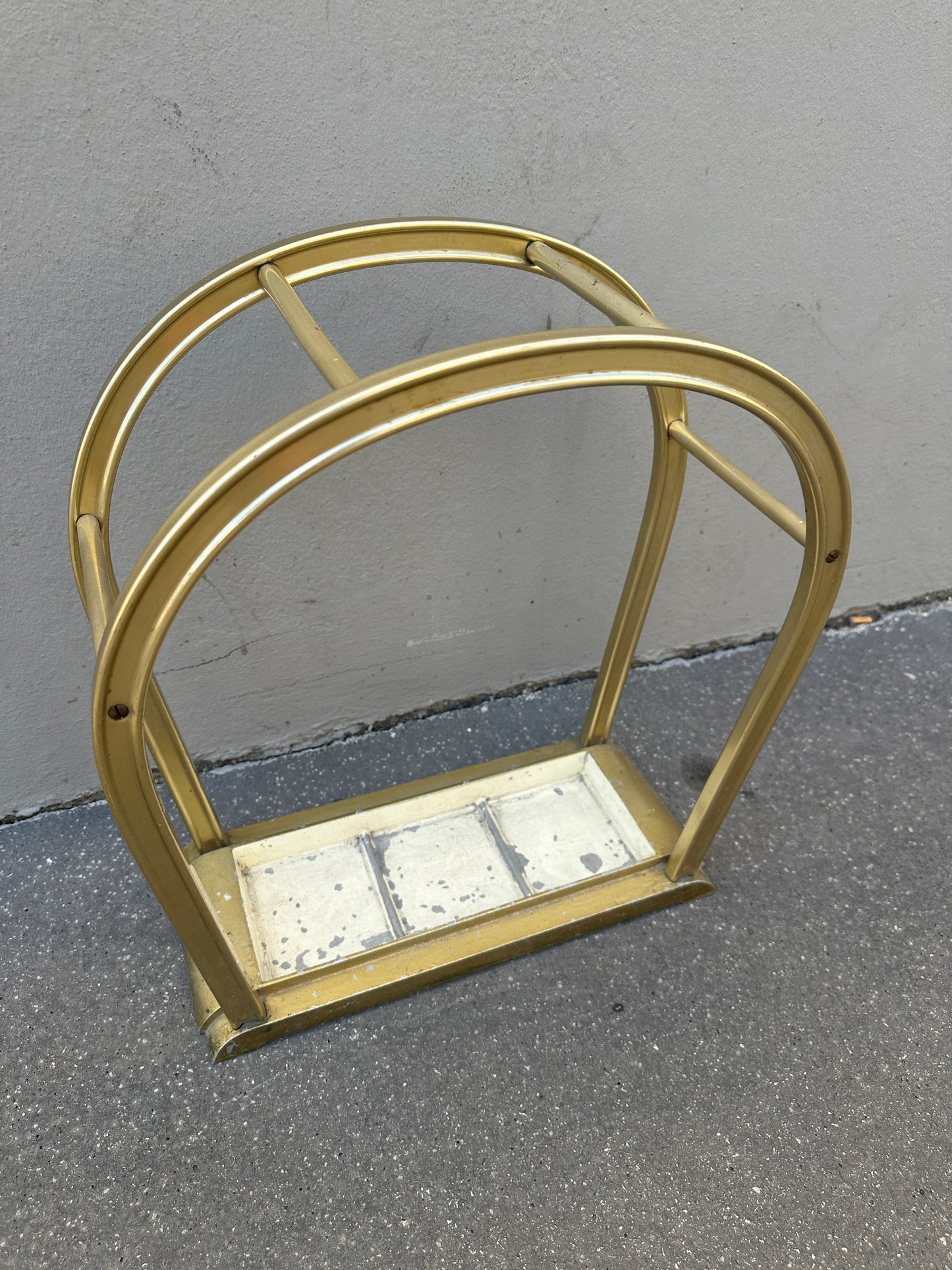 Stilvoller Midcentury Schirmständer