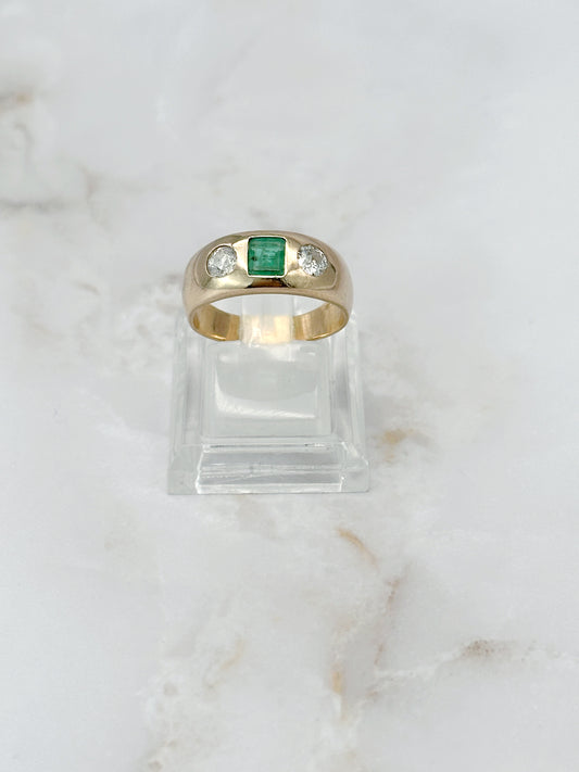 Antiker Allianz Ring mit Diamant und Smaragd