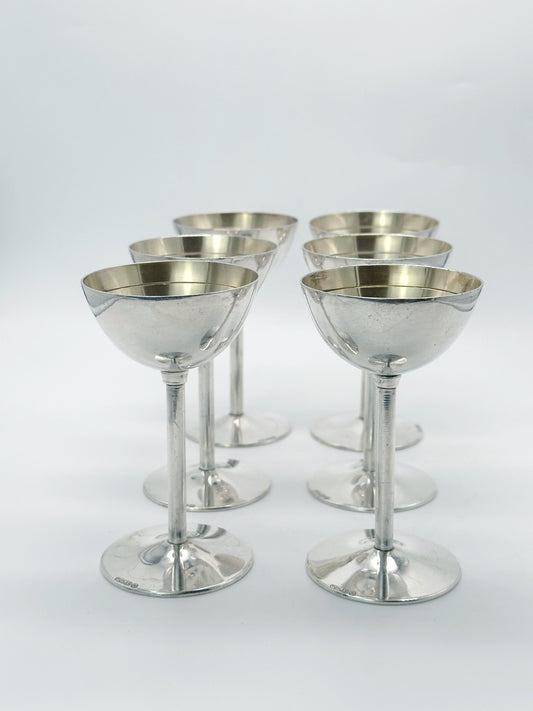 Exquisite Likörschalen von Pöhler