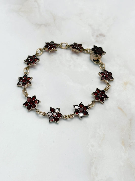 Armband Böhmischer Granat Sterne