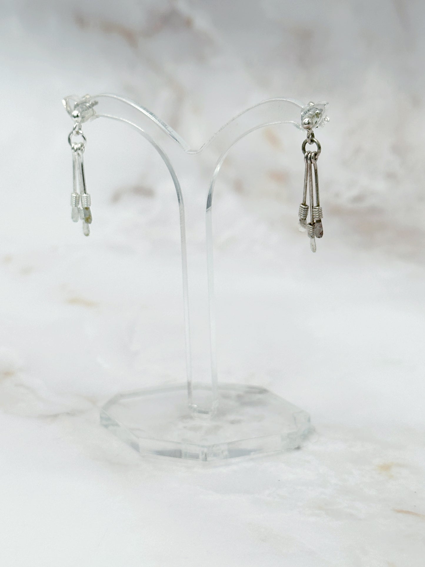 Minimalistische Ohrstecker Silber mit Hängenden Stäben