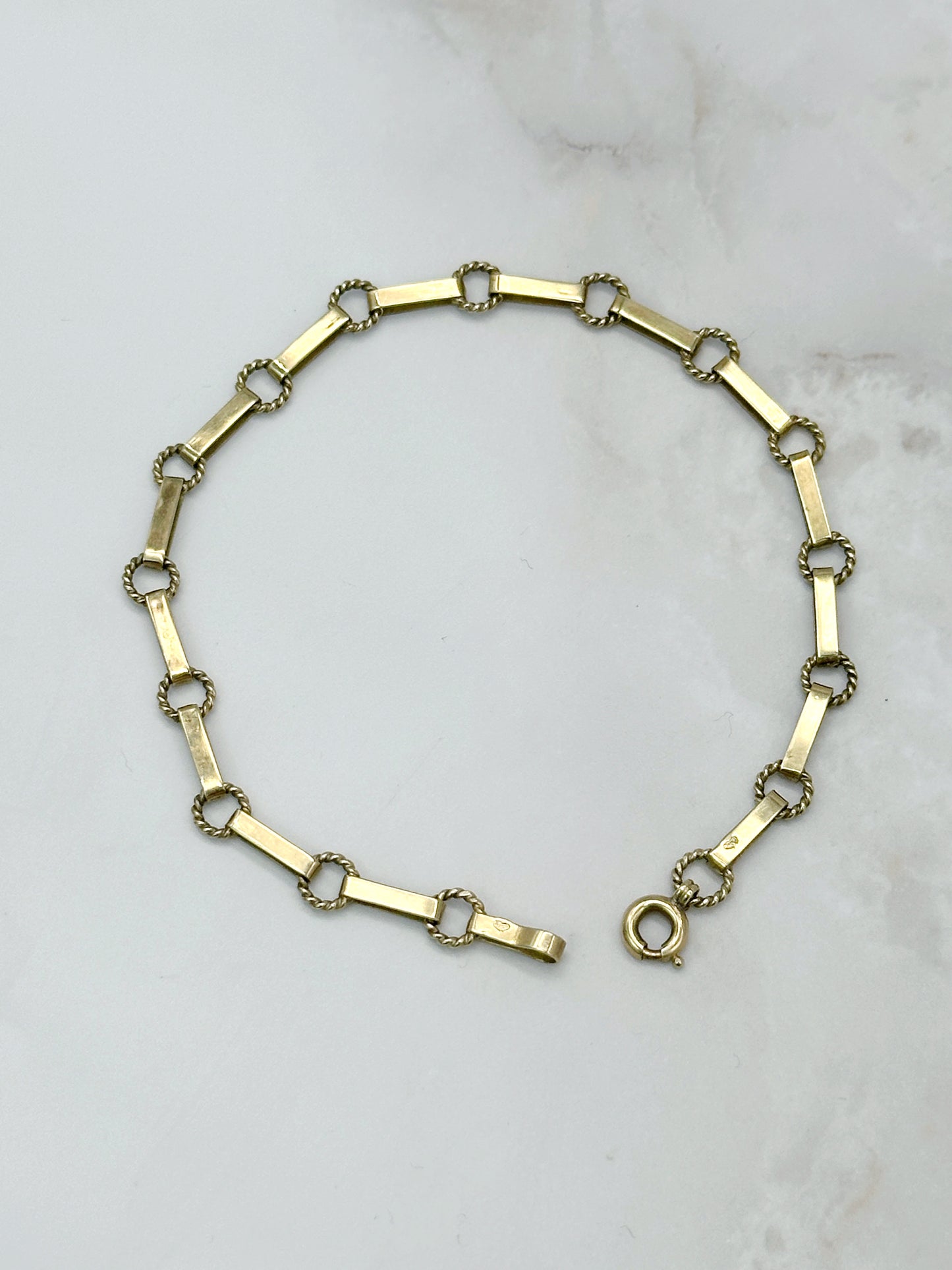 Feines Vintage Goldarmband